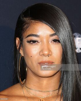 Mila J