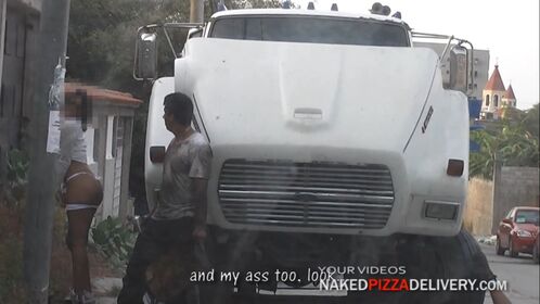 nakedpizzadelivery