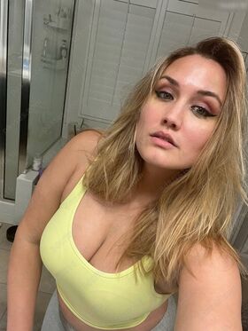 Naomi Kyle Nude Leaks OnlyFans Photo 34