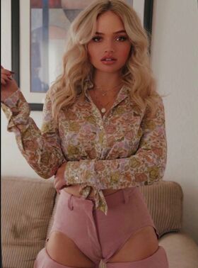 Natalie Alyn Lind