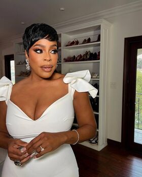 Niecy Nash Nude Leaks OnlyFans Photo 46