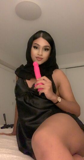 noisynadiaa Nude Leaks OnlyFans Photo 12