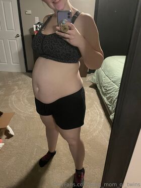 preg_mom_of_twins