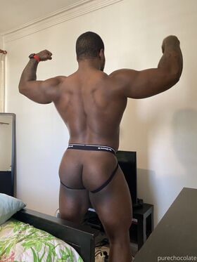 purechocolate Nude Leaks OnlyFans Photo 31