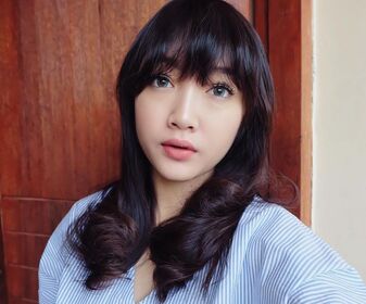 Ratu Desmi Azalia