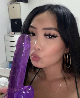 Samantha Yang Hmong Nude Leaks OnlyFans Photo 3