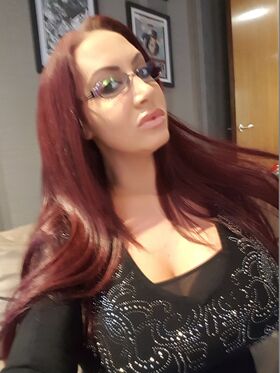 sexyemmabutt