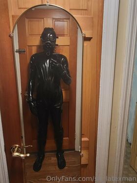 sir_latexman