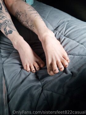 sistersfeet822casual