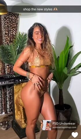 Sommer Ray