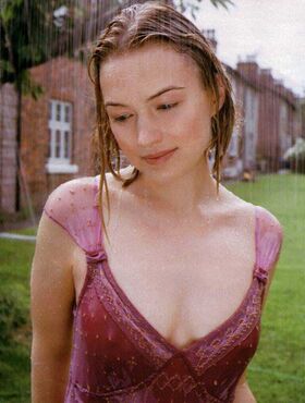 Sophia Myles