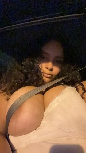 soriyahsann Nude Leaks OnlyFans Photo 92