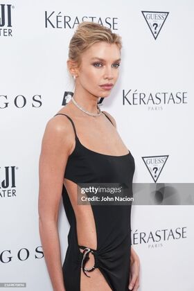 Stella Maxwell Nude Leaks OnlyFans Photo 720