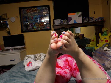 sweetbluetoes