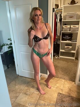 tallgirlalli Nude Leaks OnlyFans Photo 38