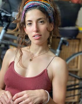 Tania Raymonde