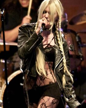 Taylor Momsen