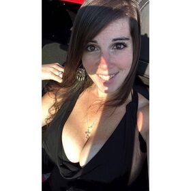 Tittyqueen77