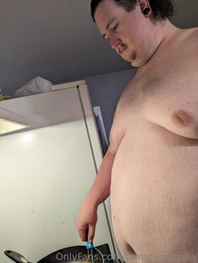 tomsbigtummy