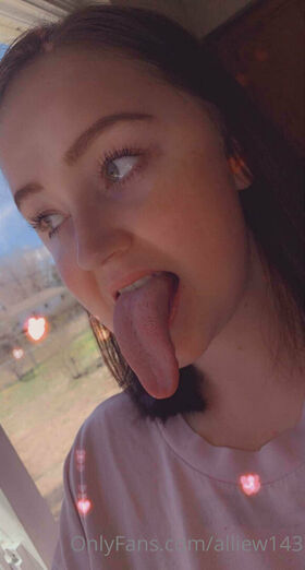 toxicallietongue