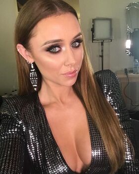 Una Healy