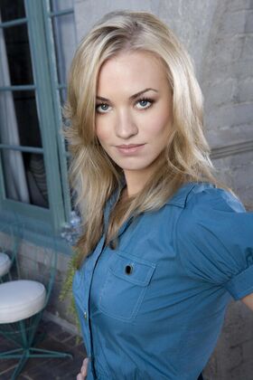 Yvonne Strahovski