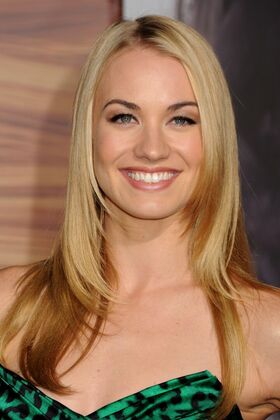 Yvonne Strahovski Nude Leaks OnlyFans Photo 189