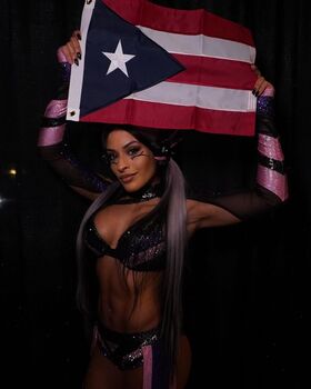 Zelina Vega